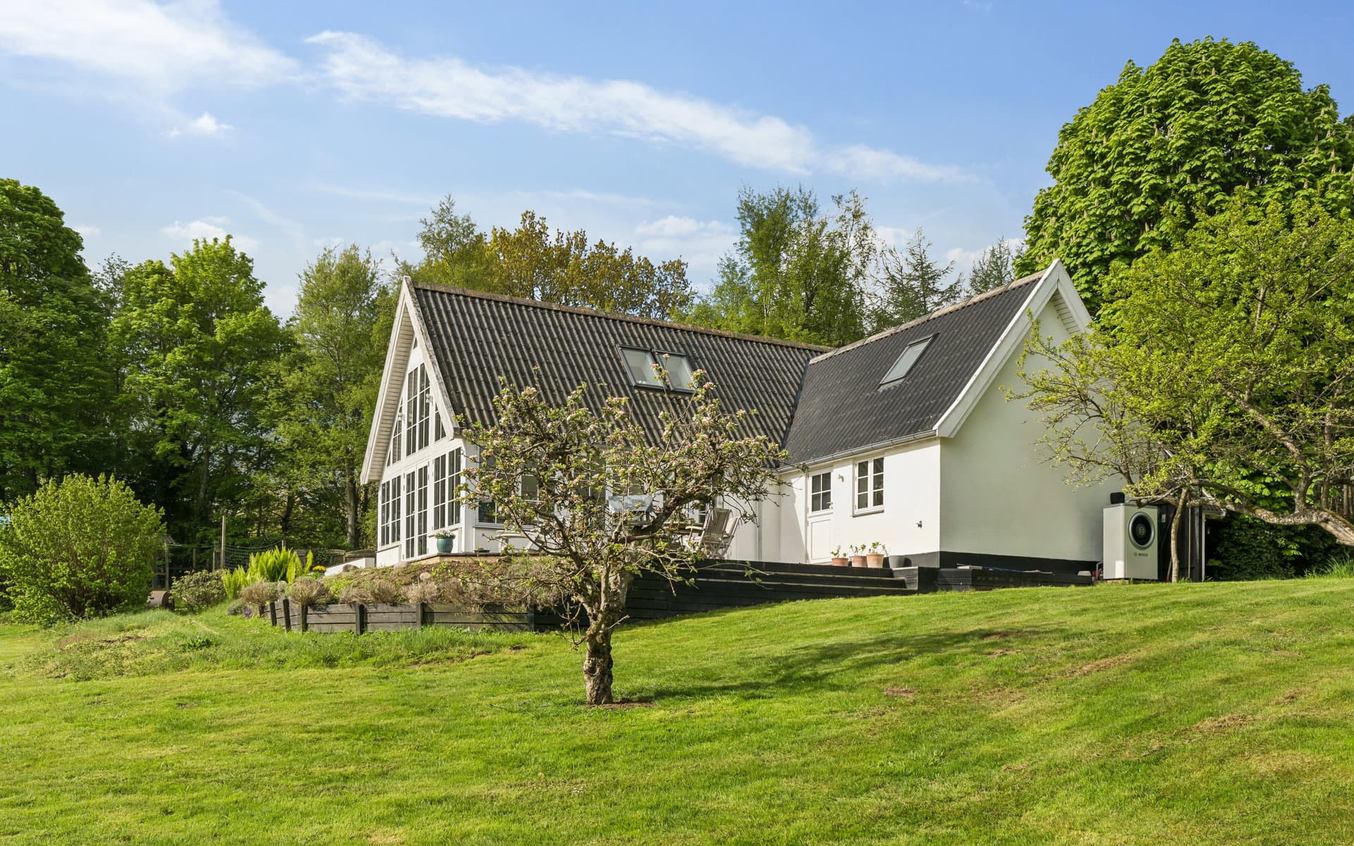 Landejendom med skov og hestefolde ved Ålsgårde — billede 3