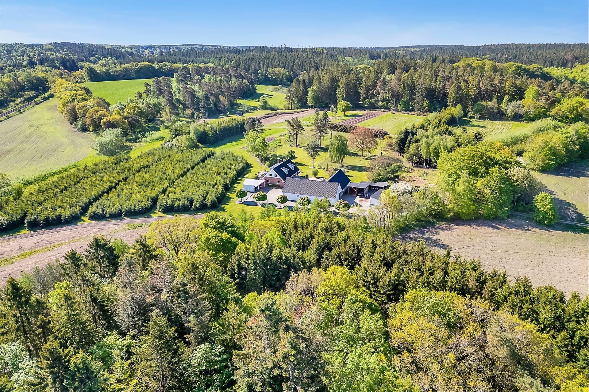 Jagtejendom med sø ved Skørping — billede 5
