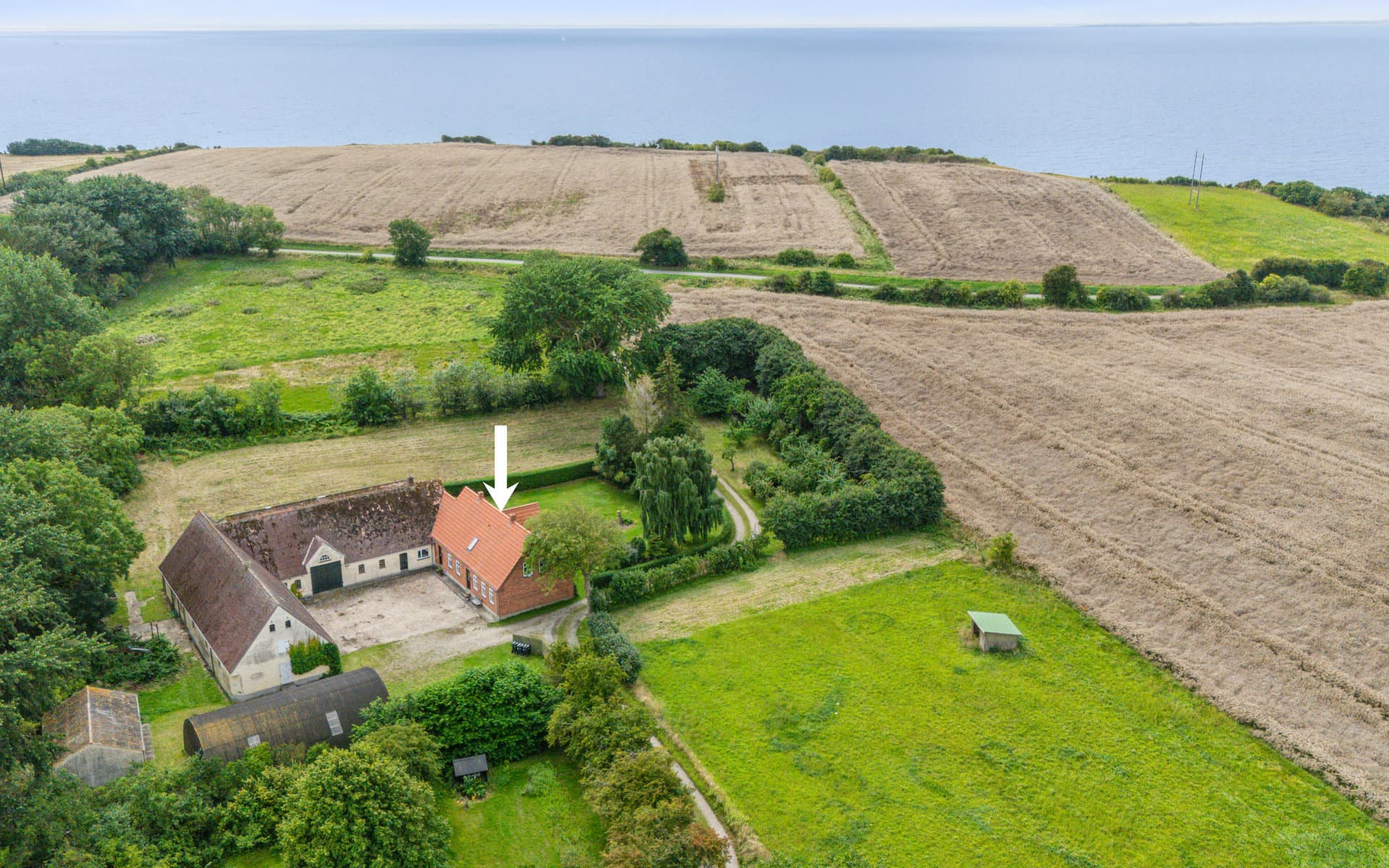 Landejendom med strandlinje på nordvestlige Ærø — billede 2